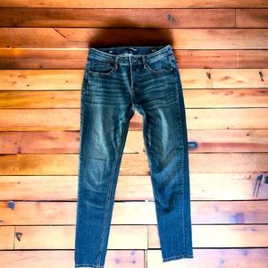 Whisker Wash Vigoss Jeans